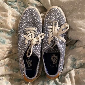 Women’s Vans Low Top Floral Printed Skate Shoes